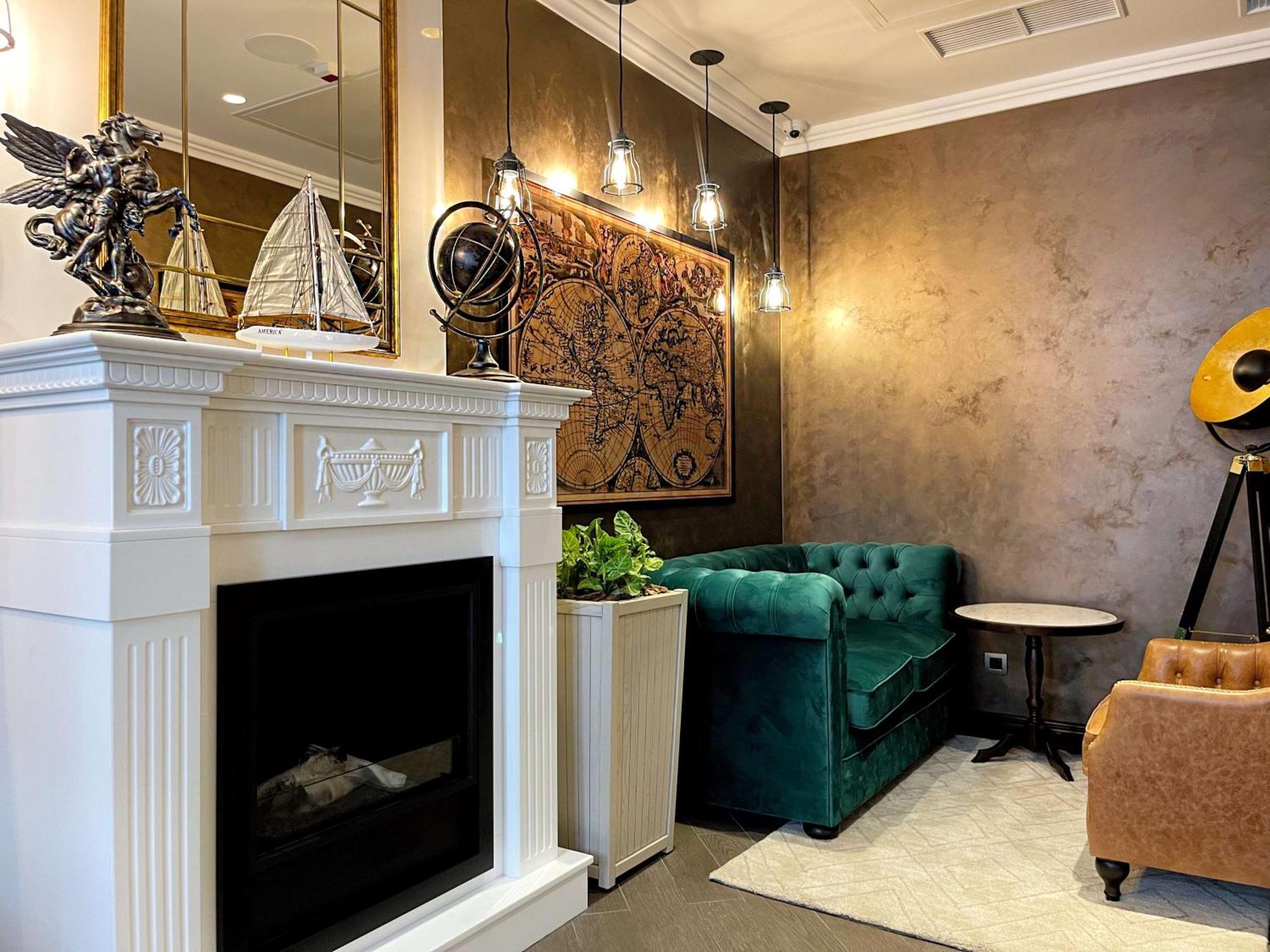 Best Western Plus Market Square Lviv Luaran gambar