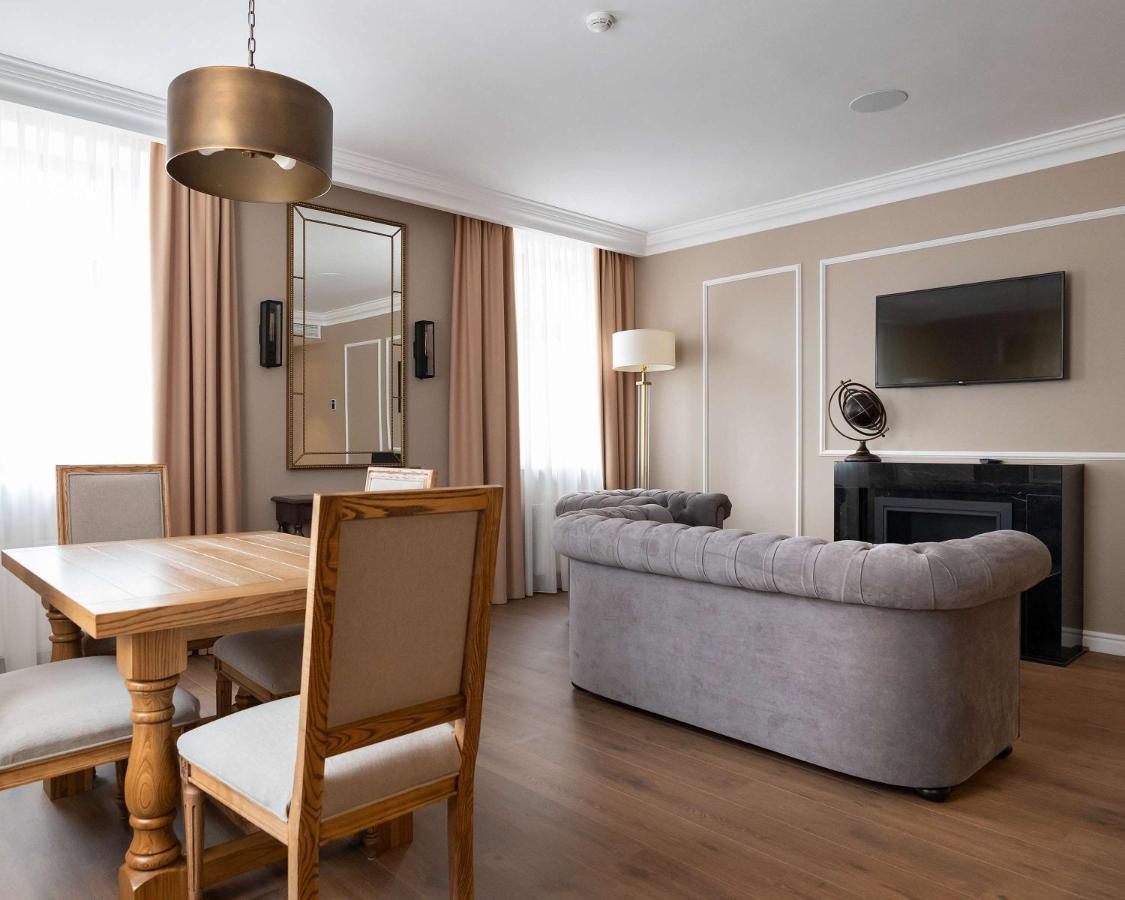 Best Western Plus Market Square Lviv Luaran gambar