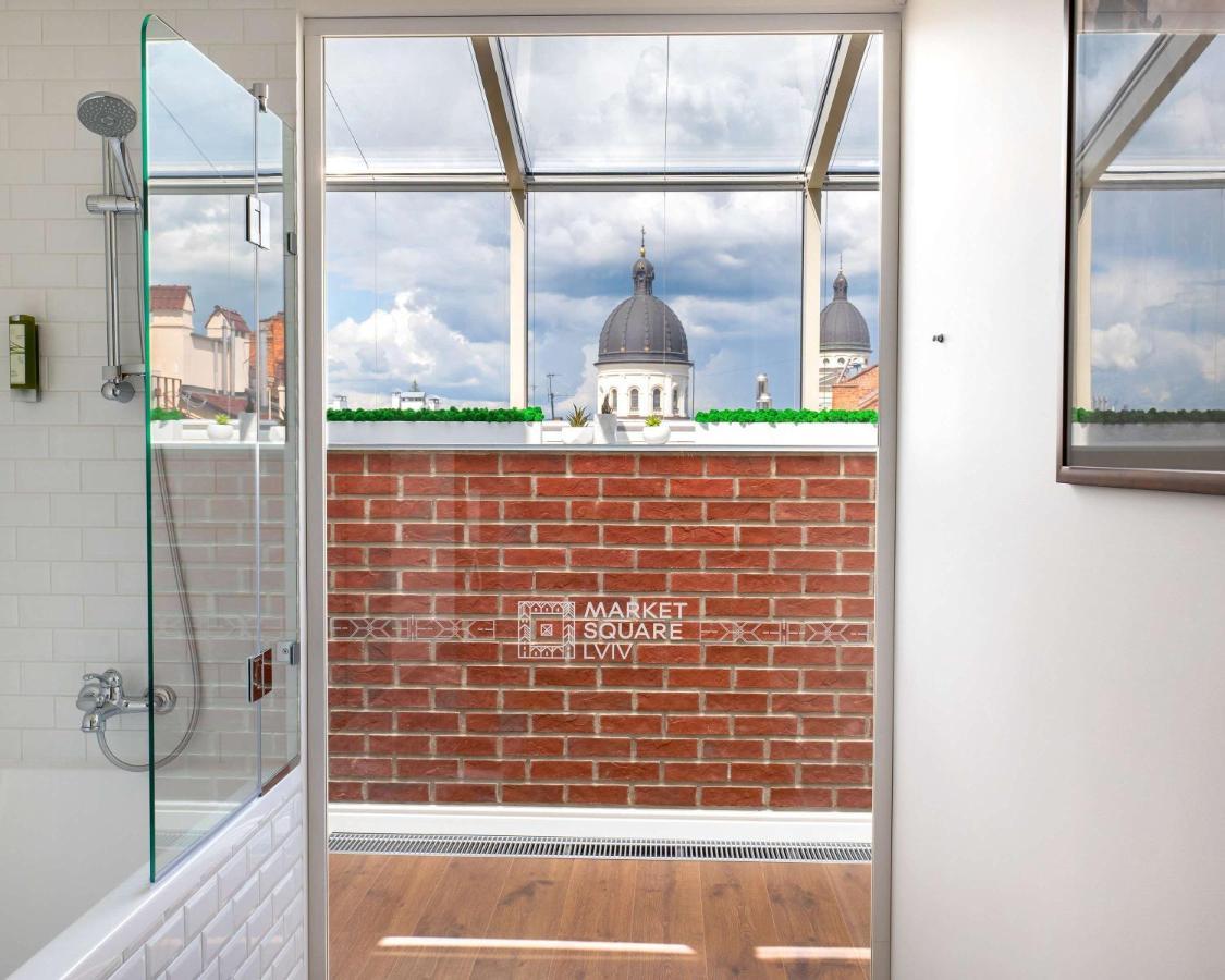 Best Western Plus Market Square Lviv Luaran gambar